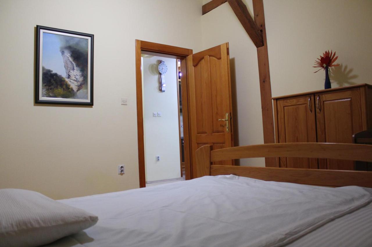 Siesta Bed & Breakfast Kikinda Exterior photo
